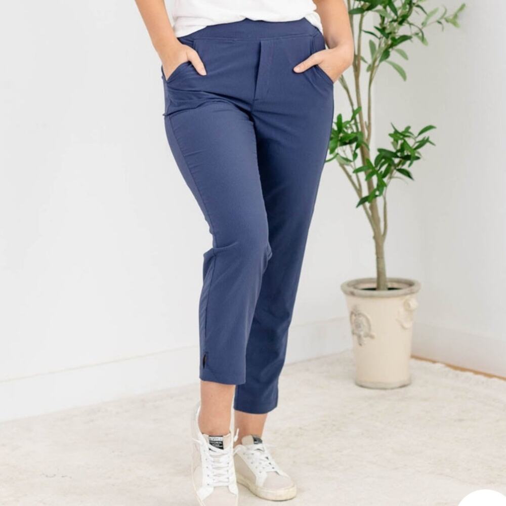 Rae Mode Crinkle Woven Pant